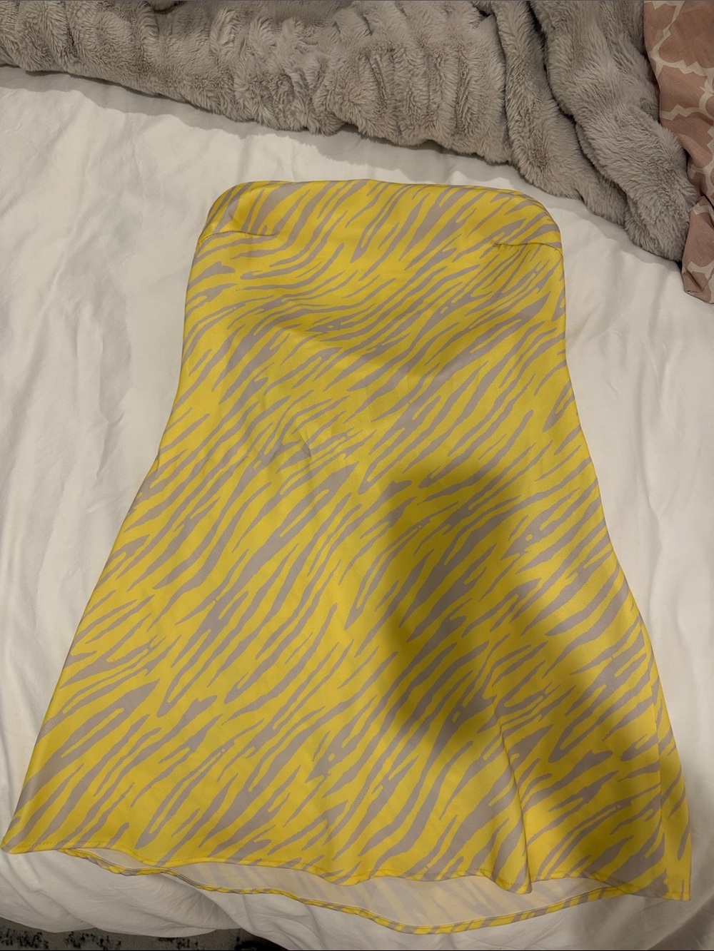 WHOIAM Yellow Zebra-Print Strapless Mini Dress
